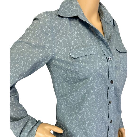 2/$30 J. Crew Ditsy Floral Print Cotton Shirt Blue Button Front Pockets Size XS - Picture 9 of 11